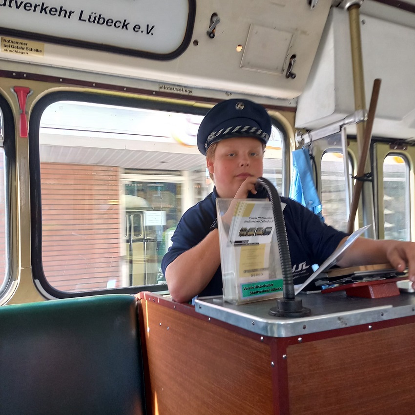 20250719 2 100 Jahre Busverkehr HL Travemünde 2025