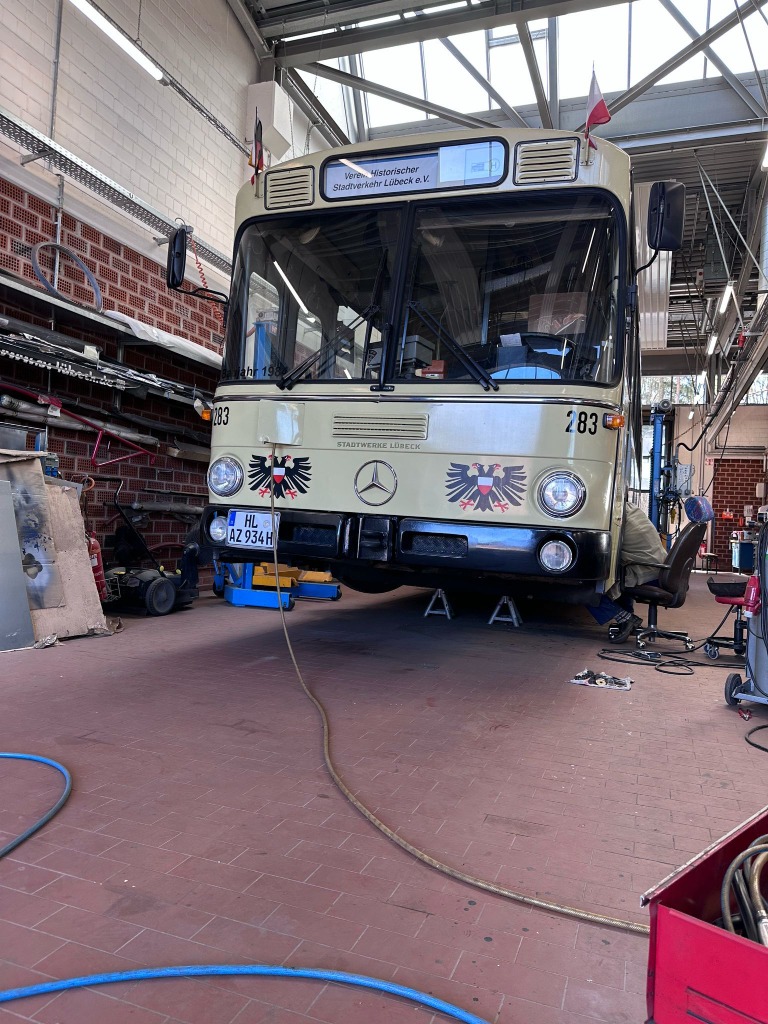 Wagen 283 im Werkstatt-Einsatz